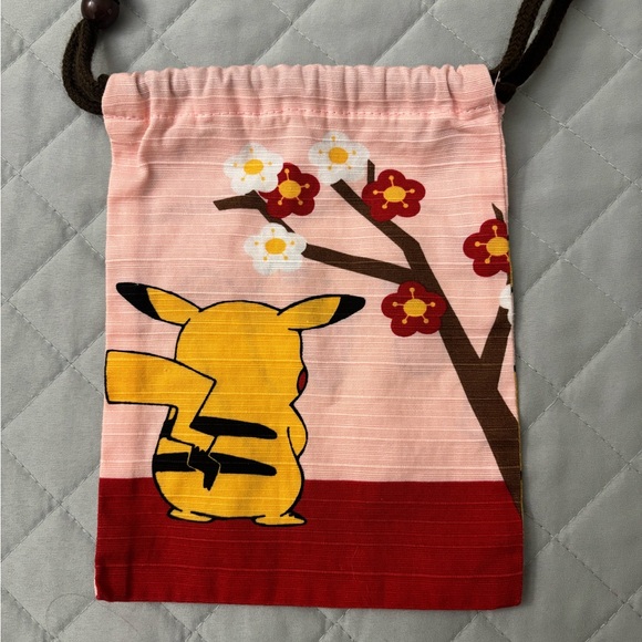 Pikachu Drawstring Bag - Picture 2 of 4